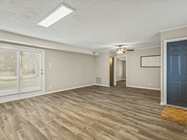 2205 Clover, ROCKFORD, Illinois 61102, 4 Bedrooms Bedrooms, ,2 BathroomsBathrooms,House,For Sale,Clover,202506103