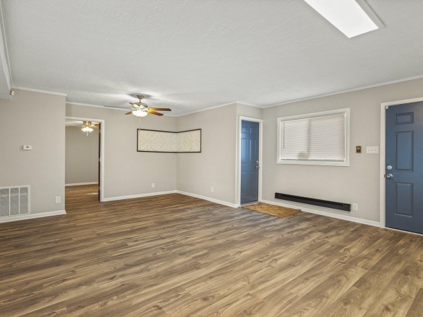 2205 Clover, ROCKFORD, Illinois 61102, 4 Bedrooms Bedrooms, ,2 BathroomsBathrooms,House,For Sale,Clover,202506103