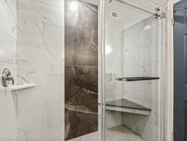 2205 Clover, ROCKFORD, Illinois 61102, 4 Bedrooms Bedrooms, ,2 BathroomsBathrooms,House,For Sale,Clover,202506103