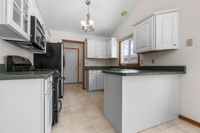 6644 North Point, ROCKFORD, Illinois 61108, 2 Bedrooms Bedrooms, ,2 BathroomsBathrooms,Condominium,For Sale,North Point,202507514