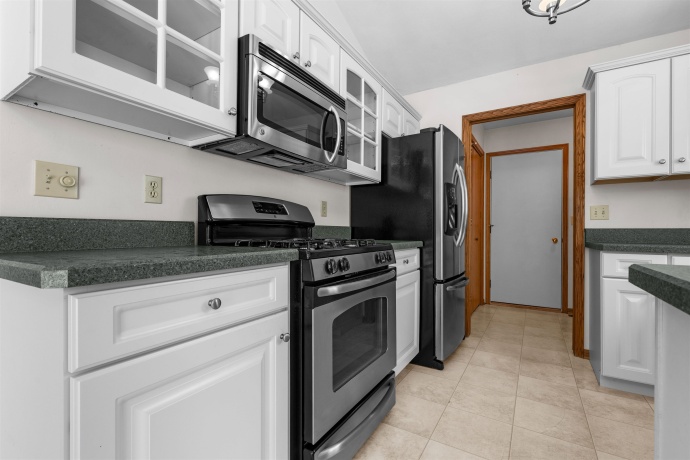 6644 North Point, ROCKFORD, Illinois 61108, 2 Bedrooms Bedrooms, ,2 BathroomsBathrooms,Condominium,For Sale,North Point,202507514