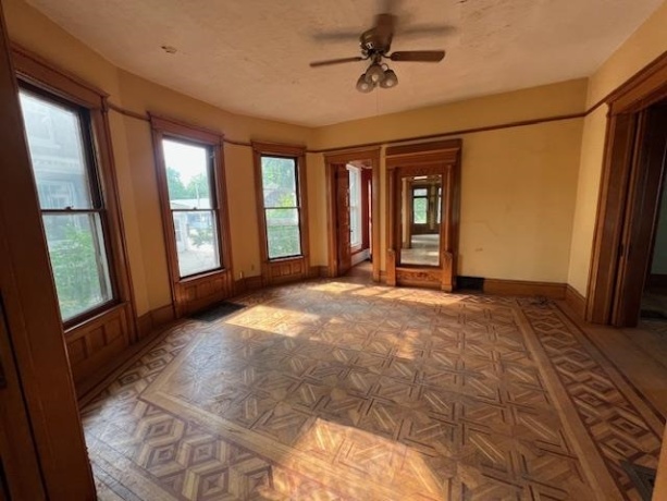 642 Stephenson, FREEPORT, Illinois 61032, 5 Bedrooms Bedrooms, ,2 BathroomsBathrooms,House,For Sale,Stephenson,202503196