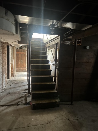 642 Stephenson, FREEPORT, Illinois 61032, 5 Bedrooms Bedrooms, ,2 BathroomsBathrooms,House,For Sale,Stephenson,202503196