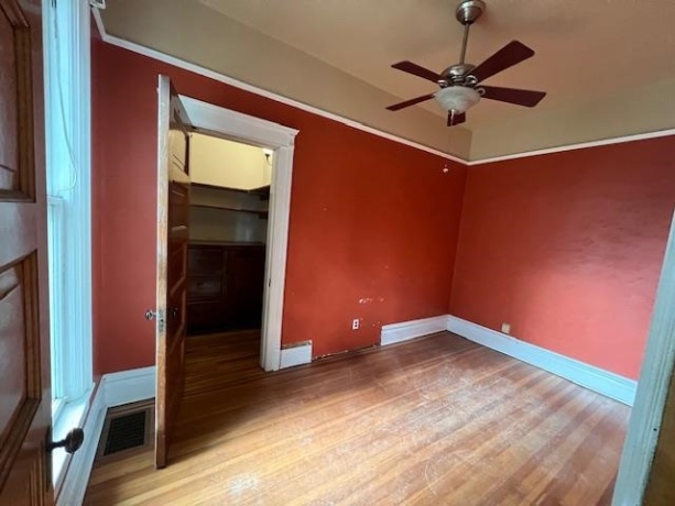 642 Stephenson, FREEPORT, Illinois 61032, 5 Bedrooms Bedrooms, ,2 BathroomsBathrooms,House,For Sale,Stephenson,202503196