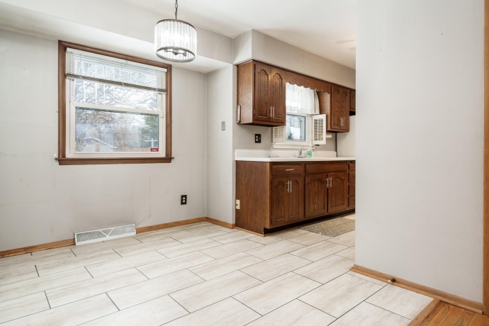 3308 WESLEYAN, ROCKFORD, Illinois 61108, 3 Bedrooms Bedrooms, ,1 BathroomBathrooms,House,For Sale,WESLEYAN,202507515