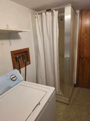 1841 Revere, FREEPORT, Illinois 61032, 3 Bedrooms Bedrooms, ,2 BathroomsBathrooms,House,For Sale,Revere,202507516