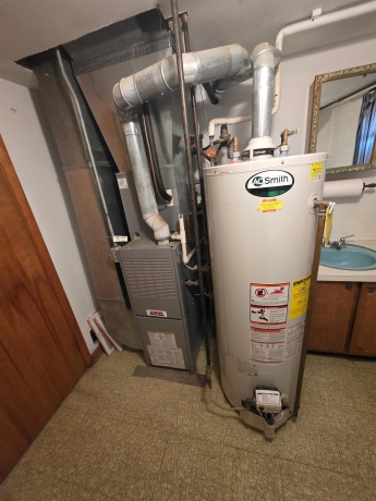 1841 Revere, FREEPORT, Illinois 61032, 3 Bedrooms Bedrooms, ,2 BathroomsBathrooms,House,For Sale,Revere,202507516