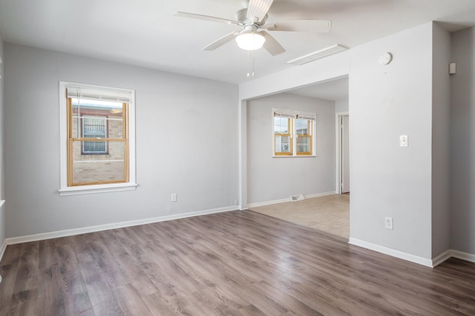 1620 PIERCE, ROCKFORD, Illinois 61103, 2 Bedrooms Bedrooms, ,1 BathroomBathrooms,House,For Sale,PIERCE,202507520