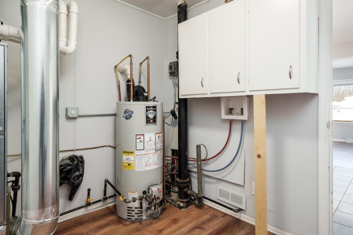 1620 PIERCE, ROCKFORD, Illinois 61103, 2 Bedrooms Bedrooms, ,1 BathroomBathrooms,House,For Sale,PIERCE,202507520