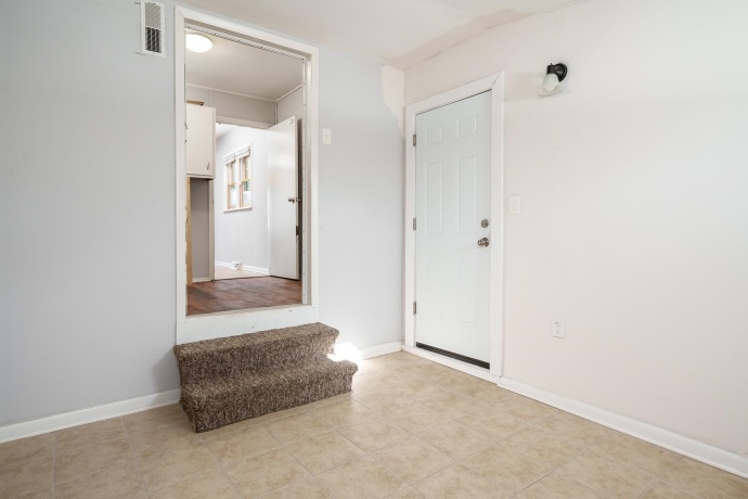 1620 PIERCE, ROCKFORD, Illinois 61103, 2 Bedrooms Bedrooms, ,1 BathroomBathrooms,House,For Sale,PIERCE,202507520