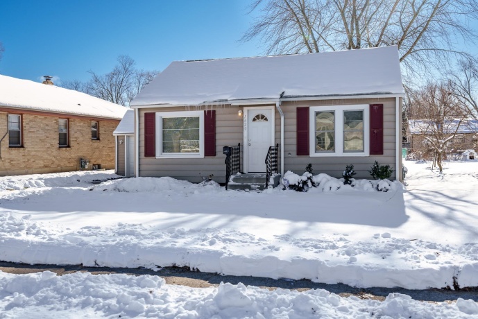 1620 PIERCE, ROCKFORD, Illinois 61103, 2 Bedrooms Bedrooms, ,1 BathroomBathrooms,House,For Sale,PIERCE,202507520