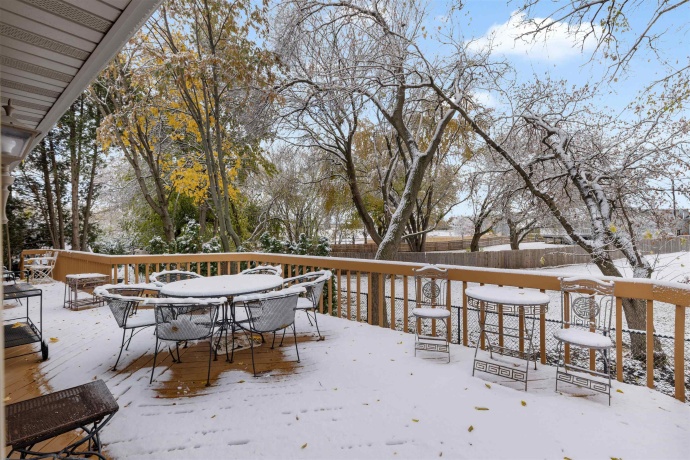 5933 HERITAGE, LOVES PARK, Illinois 61111, 2 Bedrooms Bedrooms, ,2 BathroomsBathrooms,Condominium,For Sale,HERITAGE,202507523