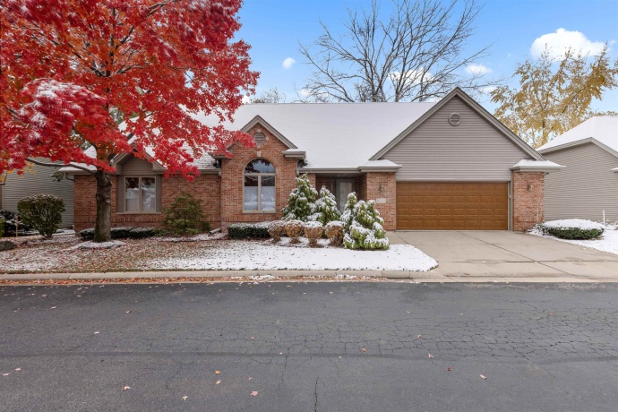 5933 HERITAGE, LOVES PARK, Illinois 61111, 2 Bedrooms Bedrooms, ,2 BathroomsBathrooms,Condominium,For Sale,HERITAGE,202507523