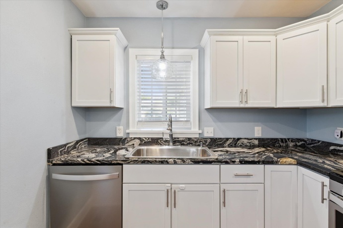 415 Logan, ROCKFORD, Illinois 61103, 3 Bedrooms Bedrooms, ,1 BathroomBathrooms,House,For Sale,Logan,202505806