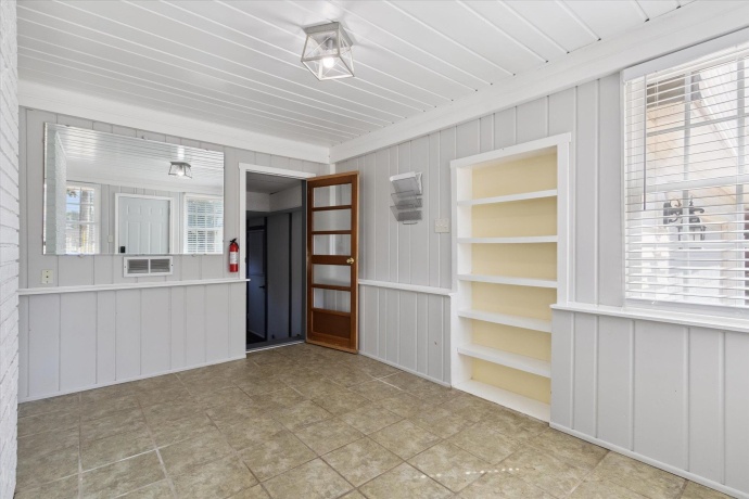 415 Logan, ROCKFORD, Illinois 61103, 3 Bedrooms Bedrooms, ,1 BathroomBathrooms,House,For Sale,Logan,202505806