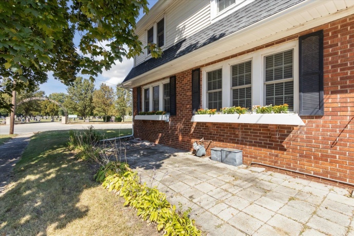 415 Logan, ROCKFORD, Illinois 61103, 3 Bedrooms Bedrooms, ,1 BathroomBathrooms,House,For Sale,Logan,202505806