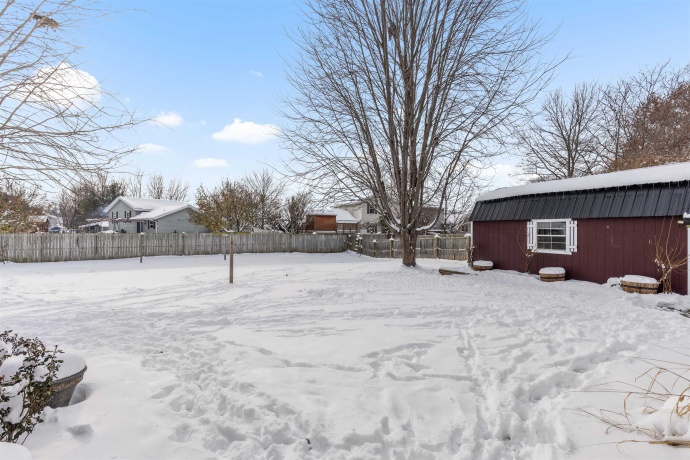 9931 Shore Drive, MACHESNEY PARK, Illinois 61115, 3 Bedrooms Bedrooms, ,1 BathroomBathrooms,House,For Sale,Shore Drive,202507422