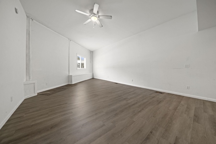 909-911 Ridge, ROCKFORD, Illinois 61103, ,5+ Units,For Sale,Ridge,202507527