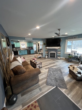 11371 HAVENSWOOD, ROSCOE, Illinois 61073, 2 Bedrooms Bedrooms, ,1 BathroomBathrooms,House,For Sale,HAVENSWOOD,202501428