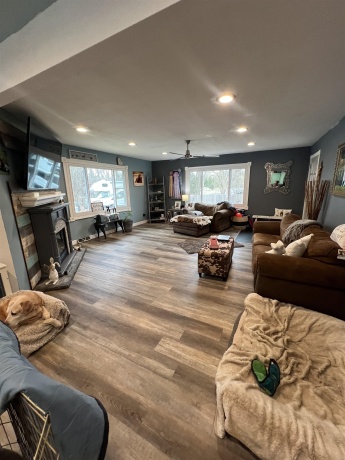 11371 HAVENSWOOD, ROSCOE, Illinois 61073, 2 Bedrooms Bedrooms, ,1 BathroomBathrooms,House,For Sale,HAVENSWOOD,202501428