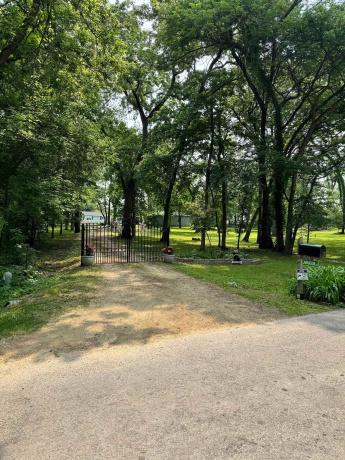 11371 HAVENSWOOD, ROSCOE, Illinois 61073, 2 Bedrooms Bedrooms, ,1 BathroomBathrooms,House,For Sale,HAVENSWOOD,202501428