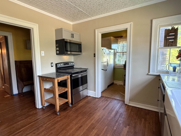 511 Richardson, ASHTON, Illinois 61006, 3 Bedrooms Bedrooms, ,1 BathroomBathrooms,House,For Sale,Richardson,202507530