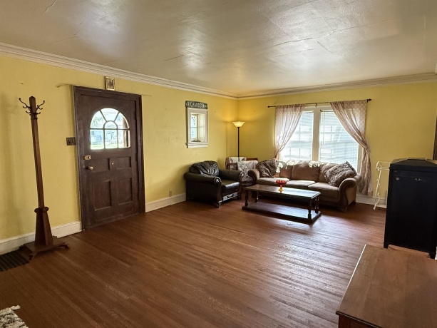 511 Richardson, ASHTON, Illinois 61006, 3 Bedrooms Bedrooms, ,1 BathroomBathrooms,House,For Sale,Richardson,202507530