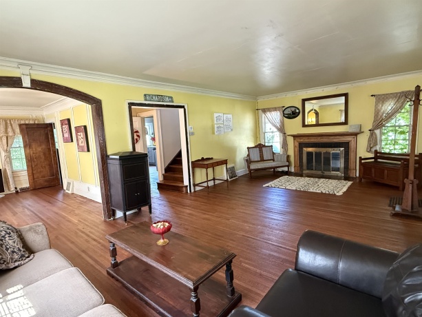 511 Richardson, ASHTON, Illinois 61006, 3 Bedrooms Bedrooms, ,1 BathroomBathrooms,House,For Sale,Richardson,202507530