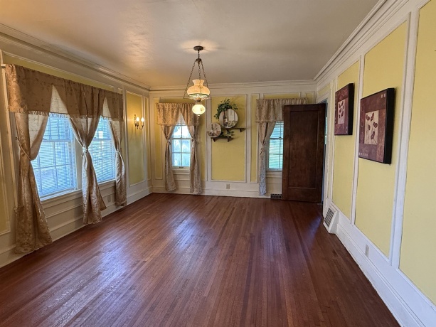 511 Richardson, ASHTON, Illinois 61006, 3 Bedrooms Bedrooms, ,1 BathroomBathrooms,House,For Sale,Richardson,202507530