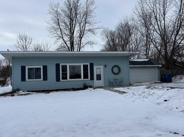 602 Park, LA MOILLE, Illinois 61330, 3 Bedrooms Bedrooms, ,2 BathroomsBathrooms,House,For Sale,Park,202507531