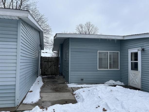 602 Park, LA MOILLE, Illinois 61330, 3 Bedrooms Bedrooms, ,2 BathroomsBathrooms,House,For Sale,Park,202507531