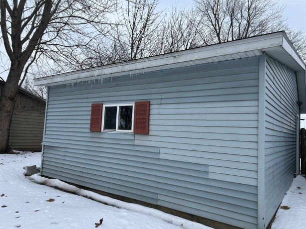 602 Park, LA MOILLE, Illinois 61330, 3 Bedrooms Bedrooms, ,2 BathroomsBathrooms,House,For Sale,Park,202507531