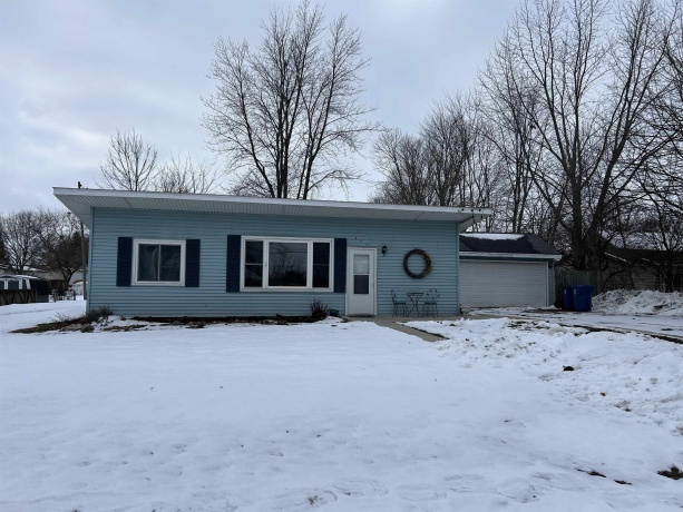 602 Park, LA MOILLE, Illinois 61330, 3 Bedrooms Bedrooms, ,2 BathroomsBathrooms,House,For Sale,Park,202507531