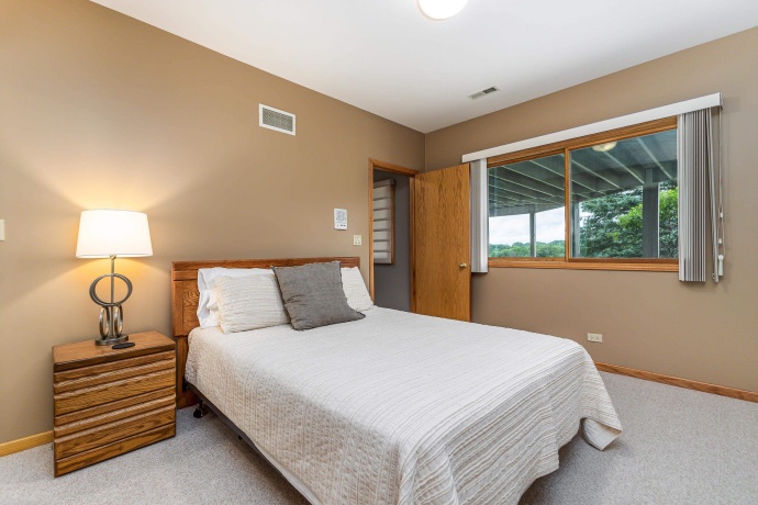 5 Gleneagle, GALENA, Illinois 61036, 4 Bedrooms Bedrooms, ,4 BathroomsBathrooms,House,For Sale,Gleneagle,202503542