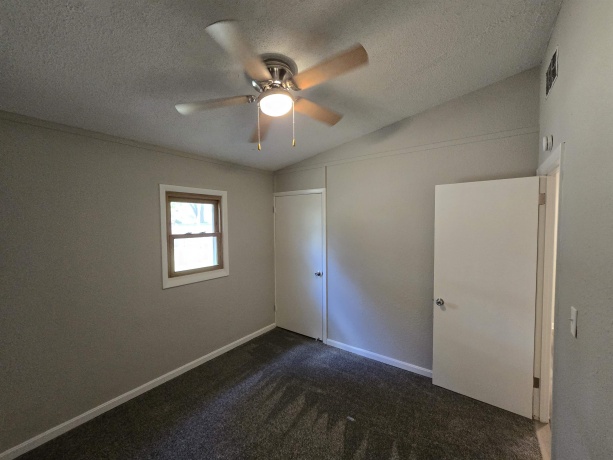 131 Barsi, MACOMB, Illinois 61455, 3 Bedrooms Bedrooms, ,1 BathroomBathrooms,House,For Sale,Barsi,202507533