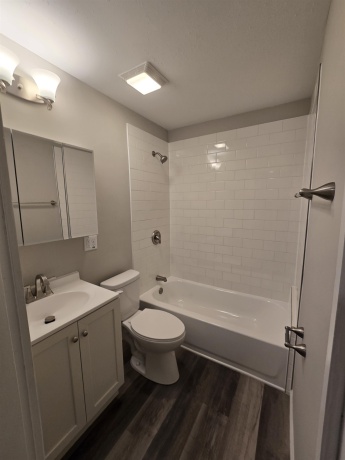 131 Barsi, MACOMB, Illinois 61455, 3 Bedrooms Bedrooms, ,1 BathroomBathrooms,House,For Sale,Barsi,202507533