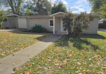 131 Barsi, MACOMB, Illinois 61455, 3 Bedrooms Bedrooms, ,1 BathroomBathrooms,House,For Sale,Barsi,202507533