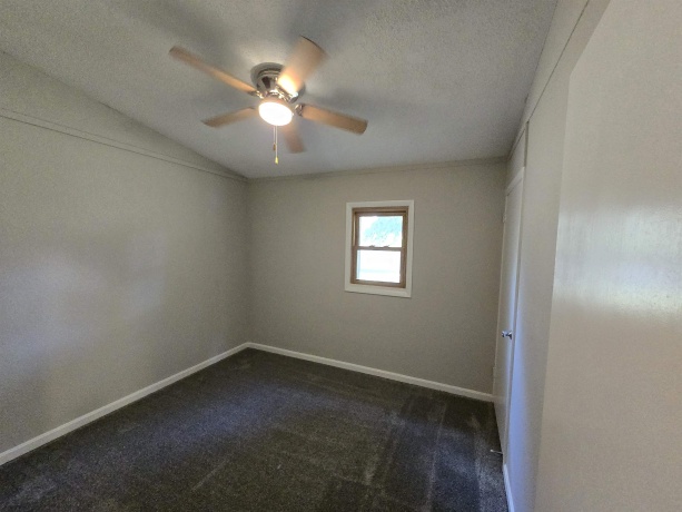 131 Barsi, MACOMB, Illinois 61455, 3 Bedrooms Bedrooms, ,1 BathroomBathrooms,House,For Sale,Barsi,202507533