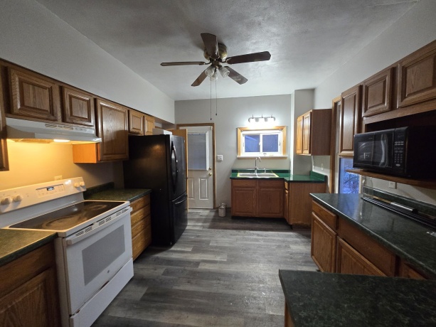 1021 Rockton, ROCKFORD, Illinois 61103, 3 Bedrooms Bedrooms, ,1 BathroomBathrooms,House,For Sale,Rockton,202507534