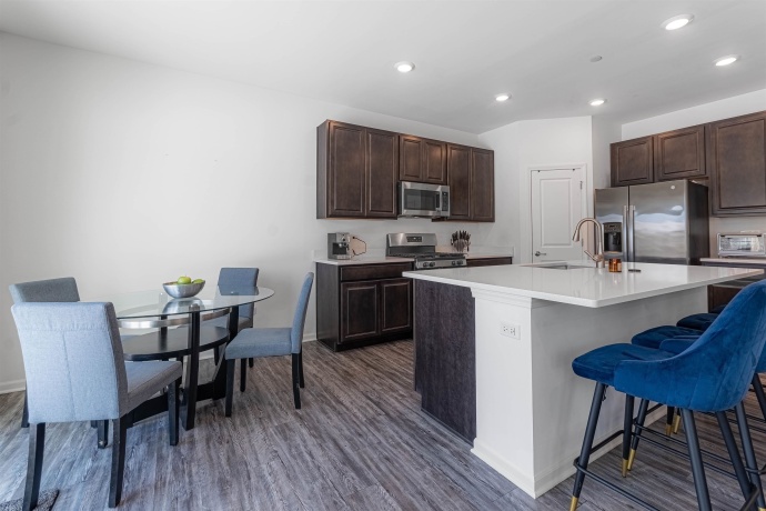 2617 Martini, MUNDELEIN, Illinois 60060, 3 Bedrooms Bedrooms, ,2 BathroomsBathrooms,Condominium,For Sale,Martini,202507535