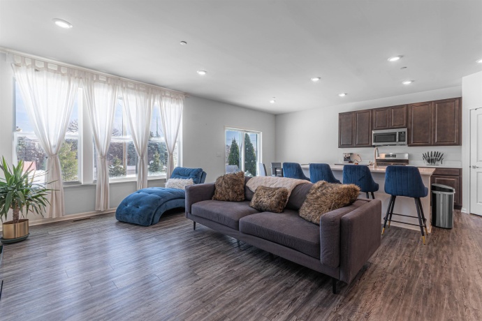 2617 Martini, MUNDELEIN, Illinois 60060, 3 Bedrooms Bedrooms, ,2 BathroomsBathrooms,Condominium,For Sale,Martini,202507535