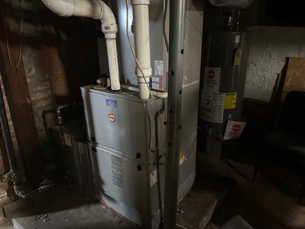 2102 4th, Peru, Illinois 61354, ,Business W/ Real Estate,For Sale,4th,202507536