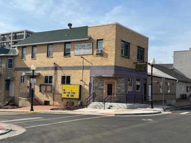 2102 4th, Peru, Illinois 61354, ,Business W/ Real Estate,For Sale,4th,202507536
