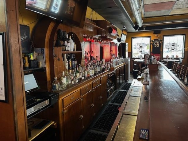 2102 4th, Peru, Illinois 61354, ,Business W/ Real Estate,For Sale,4th,202507536