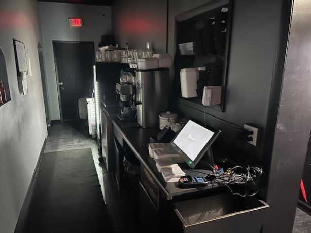 2102 4th, Peru, Illinois 61354, ,Business W/ Real Estate,For Sale,4th,202507536