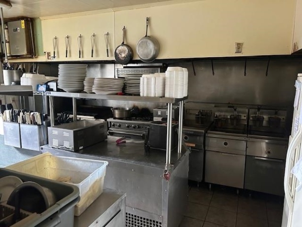 2102 4th, Peru, Illinois 61354, ,Business W/ Real Estate,For Sale,4th,202507536