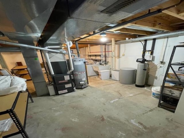 8313 Forest, MACHESNEY PARK, Illinois 61115, 4 Bedrooms Bedrooms, ,3 BathroomsBathrooms,House,For Sale,Forest,202507538