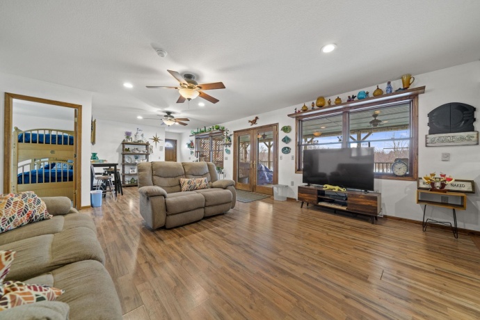 207 1st, OREGON, Illinois 61061, 2 Bedrooms Bedrooms, ,2 BathroomsBathrooms,House,For Sale,1st,202507539