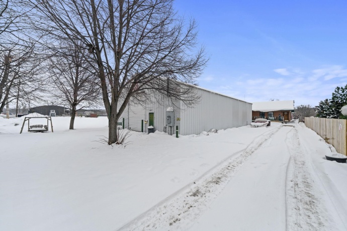 207 1st, OREGON, Illinois 61061, 2 Bedrooms Bedrooms, ,2 BathroomsBathrooms,House,For Sale,1st,202507539