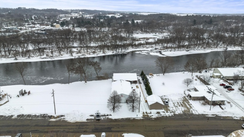 207 1st, OREGON, Illinois 61061, 2 Bedrooms Bedrooms, ,2 BathroomsBathrooms,House,For Sale,1st,202507539